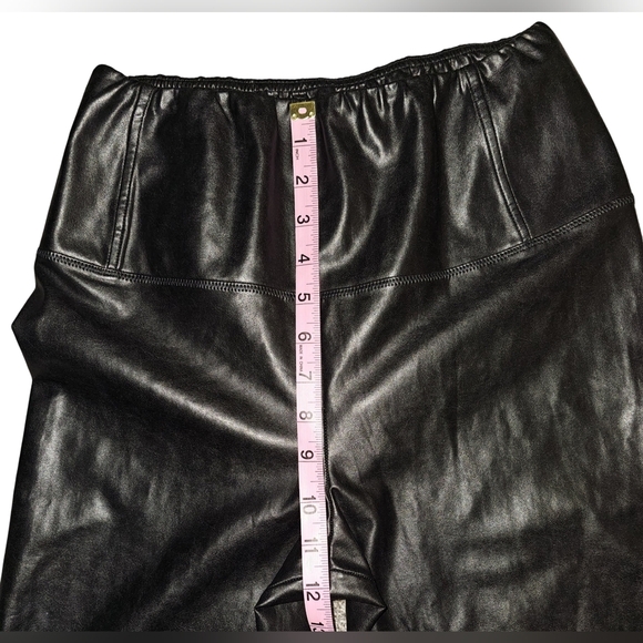 Aritzia Wilfred Free Daria Faux Vegan Leather Black High Waisted Leggings Sz M - Picture 7 of 11